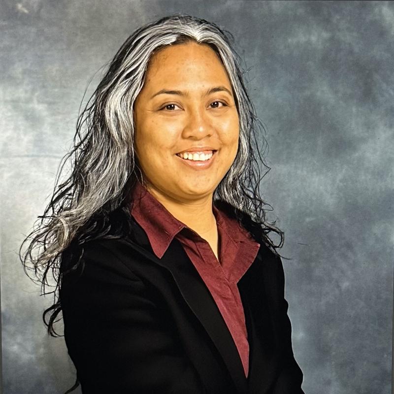 Dr. Caren Fernandez headshot